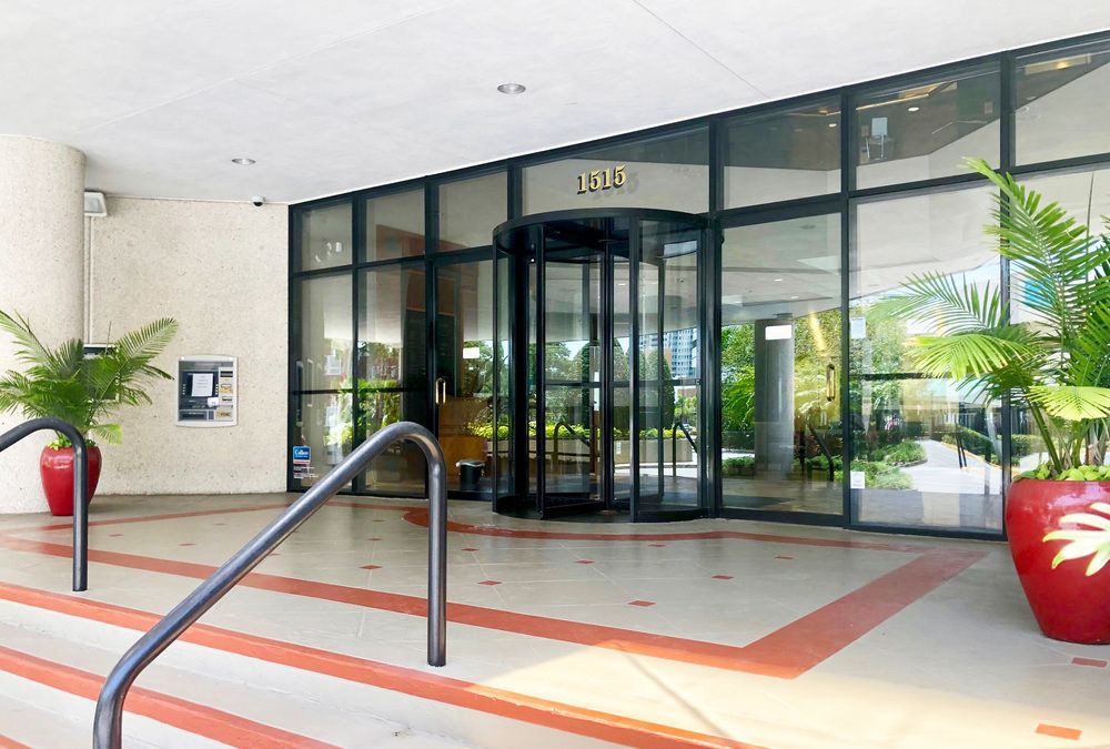 Northern Trust Plaza: 1515 Ringling Blvd, Sarasota, FL 34236